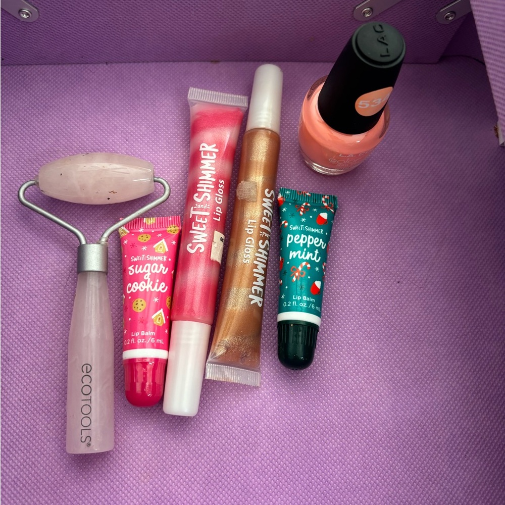 Preteen makeup bundle - Picture 3 of 7